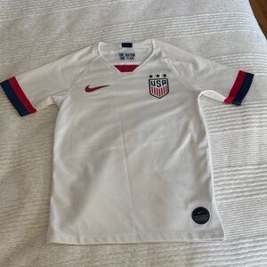 Nike Kids USA Soccer Jersey, size M